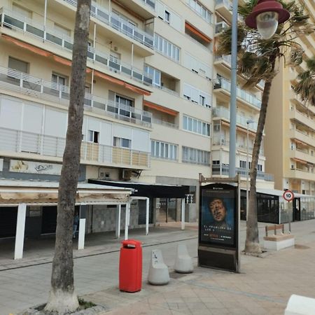 Apartamento Candari Playa En Кадис Екстериор снимка