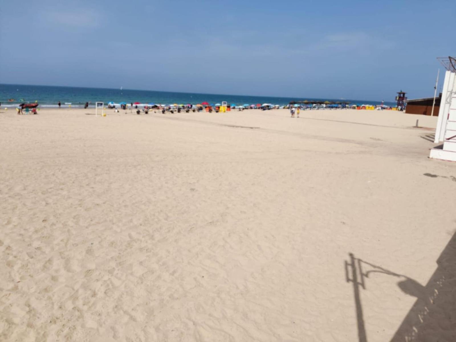 Apartamento Candari Playa En Кадис Екстериор снимка